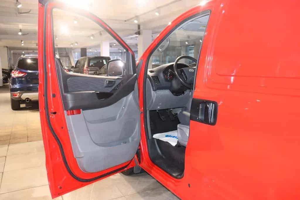Hyundai H-1 *Erst 95tkm*Kastenwagen*3-Sitzer* 09/2012-photo-8