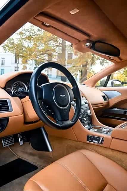 Aston Martin Rapide 6.0 V12 06/2010-photo-5