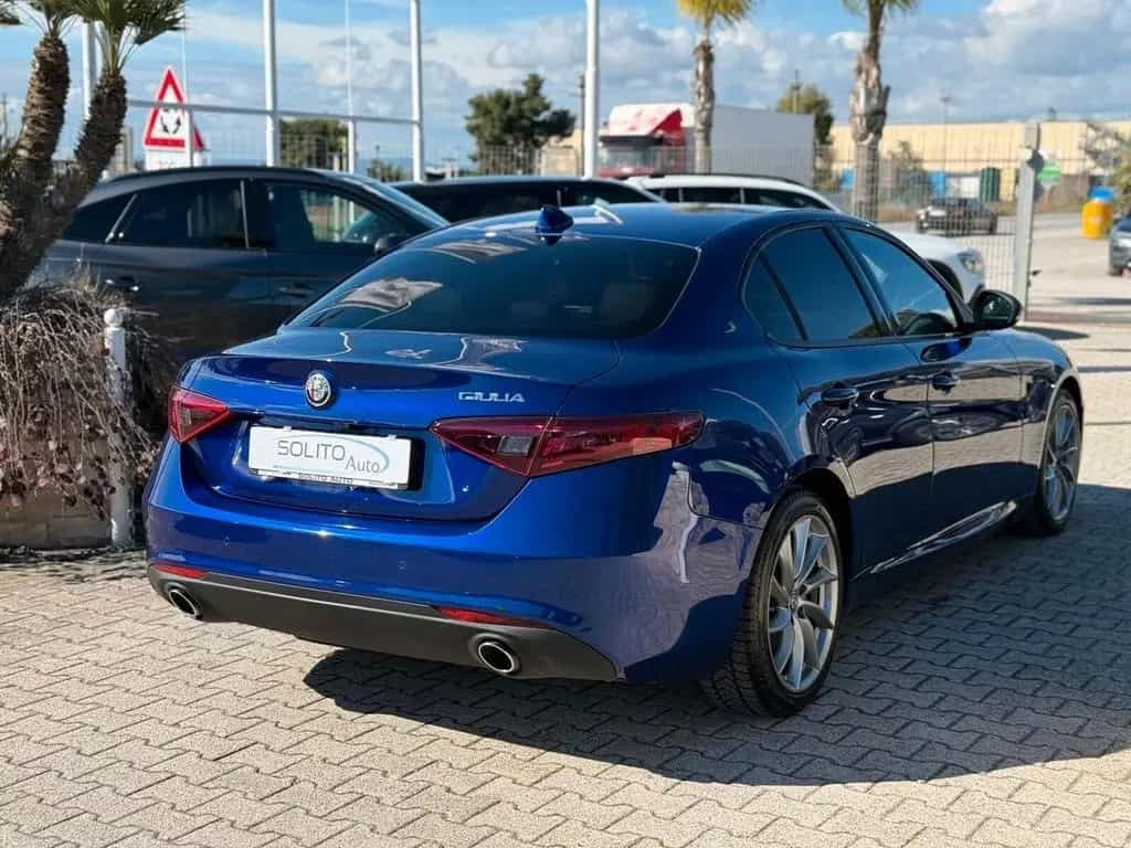 Alfa Romeo Giulia Giulia 2.2 TD 190 CV AT8 Executive Blu Anod 09/2021-photo-9
