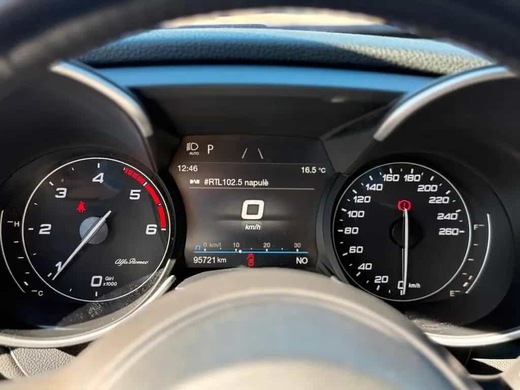 Alfa Romeo Giulia Giulia 2.2 TD 190 CV AT8 Executive Blu Anod 09/2021-photo-13