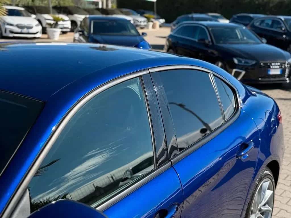 Alfa Romeo Giulia Giulia 2.2 TD 190 CV AT8 Executive Blu Anod 09/2021-photo-3