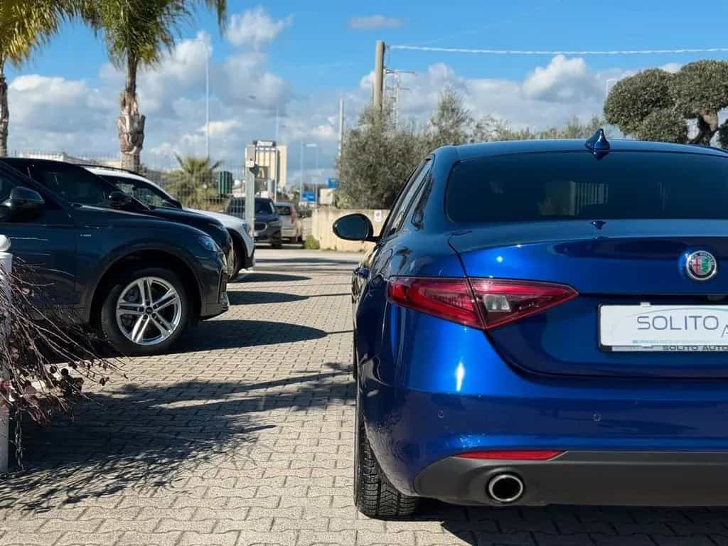 Alfa Romeo Giulia Giulia 2.2 TD 190 CV AT8 Executive Blu Anod 09/2021-photo-5