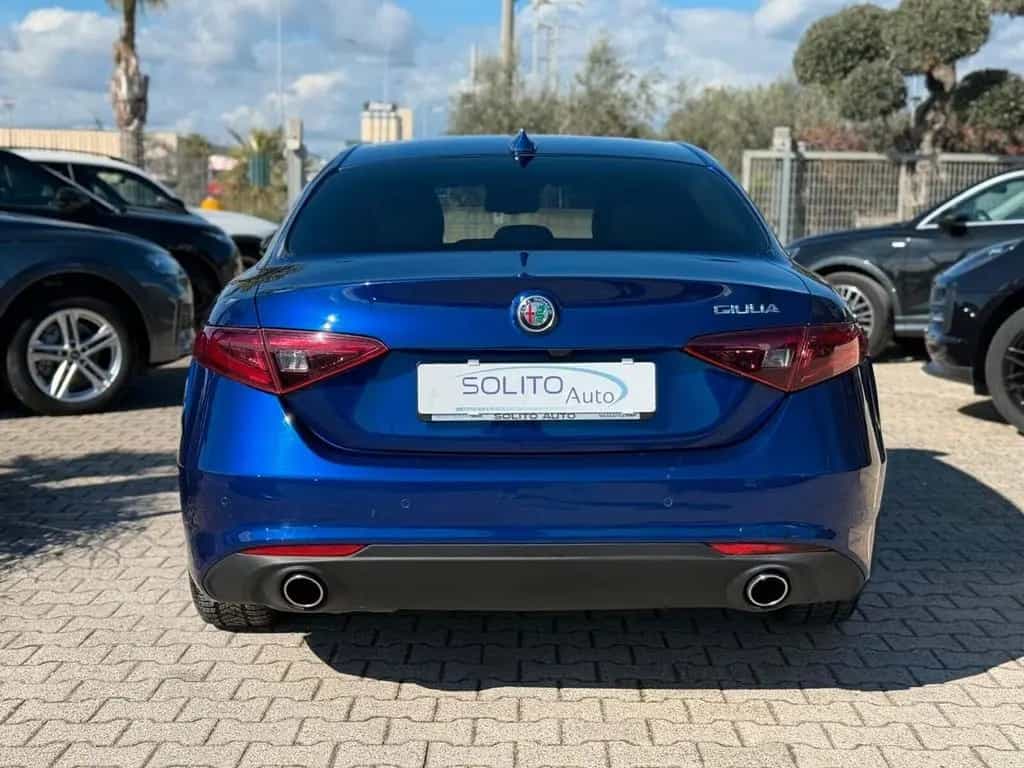 Alfa Romeo Giulia Giulia 2.2 TD 190 CV AT8 Executive Blu Anod 09/2021-photo-6