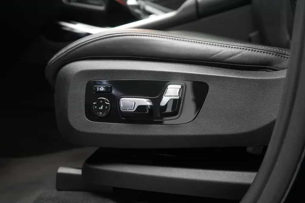 BMW X7 xDrive40d M Sport Leder/ACC/Skyroof/Kamera/HU 11/2021-photo-29