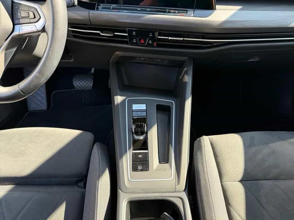 Volkswagen Golf VIII eHybrid Style 1.4 *NAVI*CAM*KEYLESSGO* 05/2021-photo-10