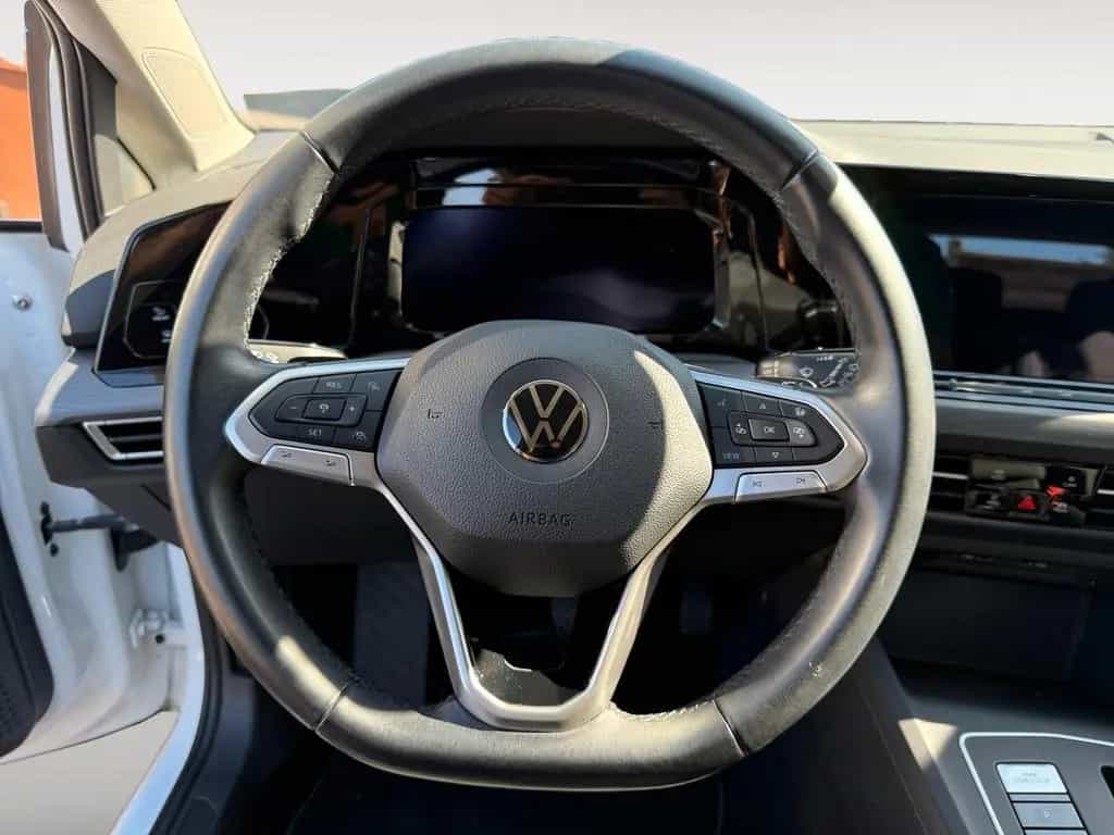 Volkswagen Golf VIII eHybrid Style 1.4 *NAVI*CAM*KEYLESSGO* 05/2021-photo-11