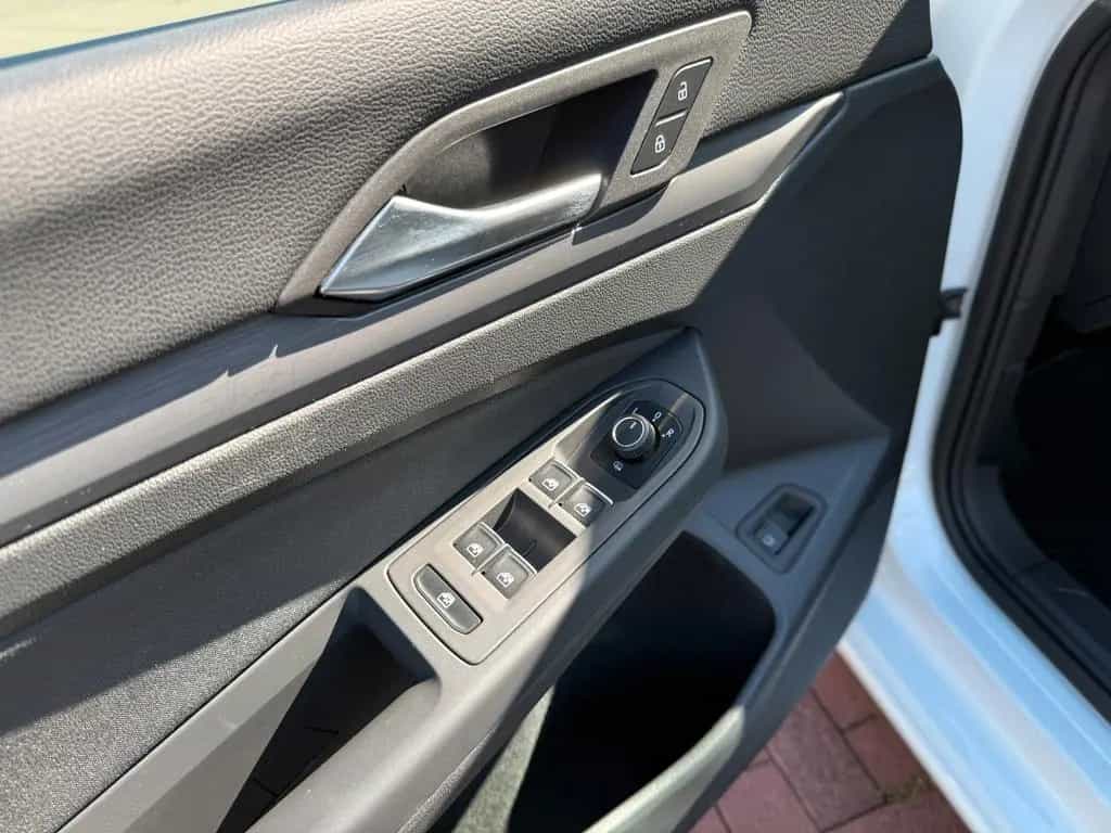 Volkswagen Golf VIII eHybrid Style 1.4 *NAVI*CAM*KEYLESSGO* 05/2021-photo-15
