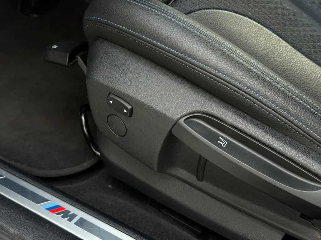 BMW 118 i Steptronic Lim. M Sport Leder|LED|PDC|Live 10/2022-photo-16