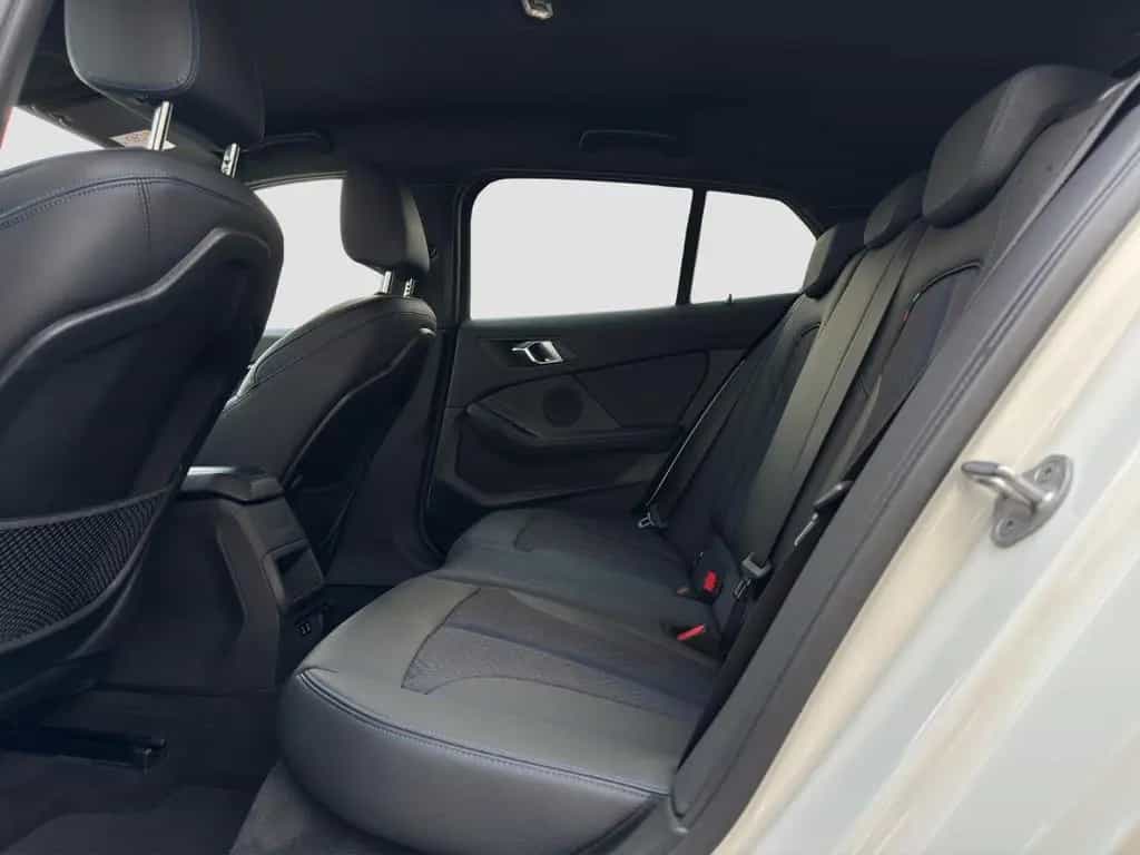 BMW 118 i Steptronic Lim. M Sport Leder|LED|PDC|Live 10/2022-photo-17