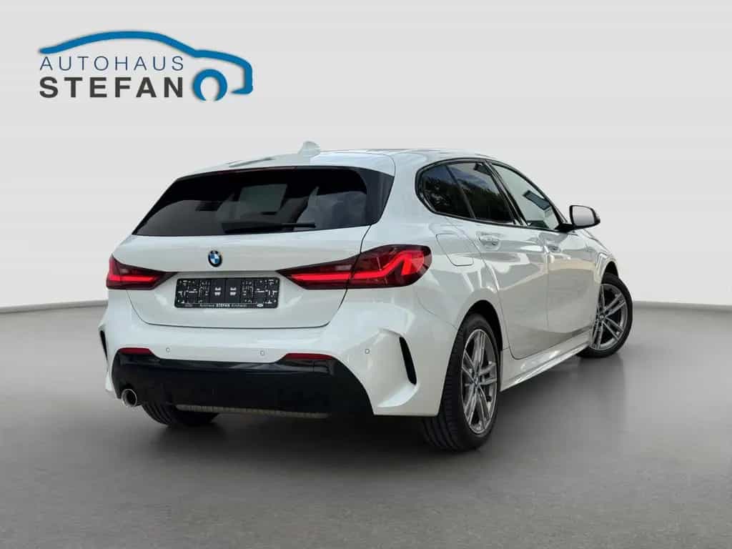 BMW 118 i Steptronic Lim. M Sport Leder|LED|PDC|Live 10/2022-photo-2