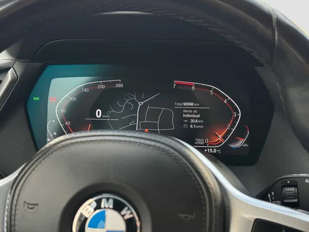 BMW 118 i Steptronic Lim. M Sport Leder|LED|PDC|Live 10/2022-photo-22