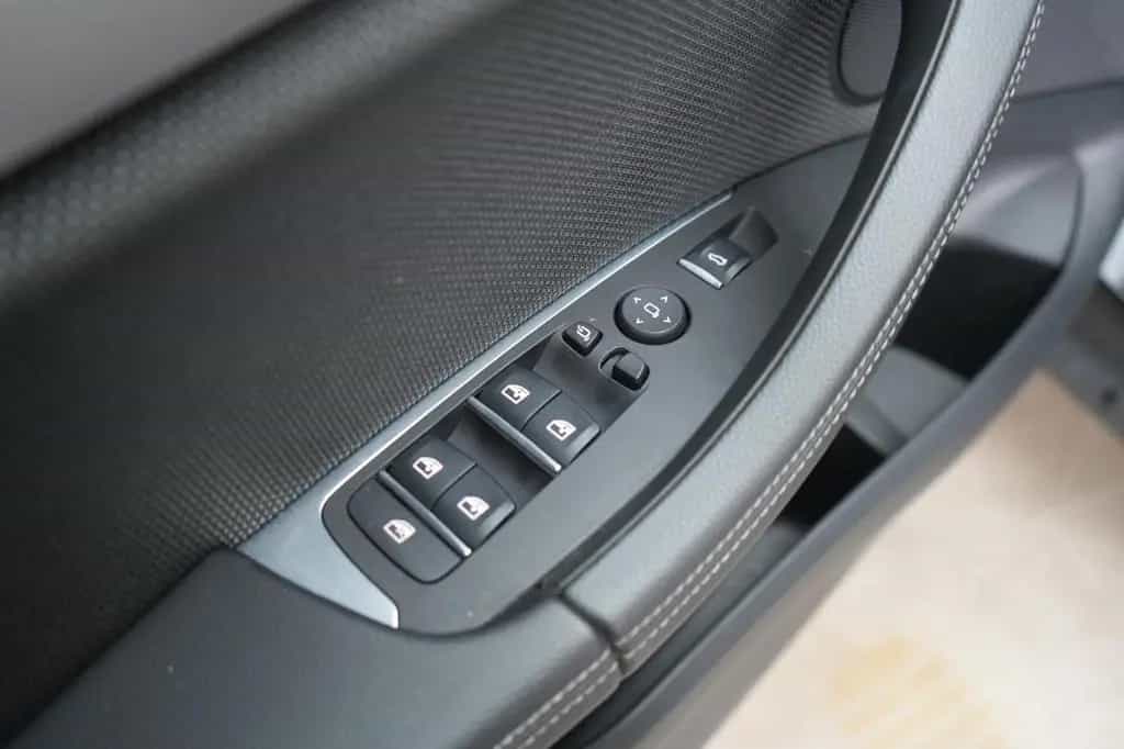 BMW X3 xDrive30d Advantage Carplay/Temp/AHK/LED 06/2021-photo-24