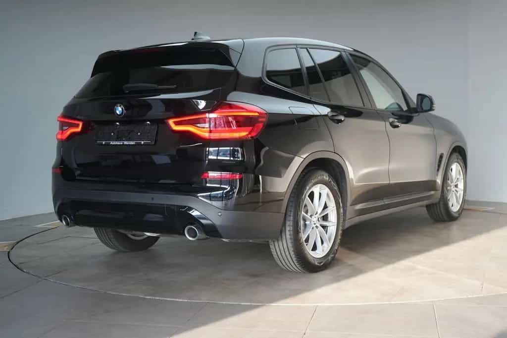 BMW X3 xDrive30d Advantage Carplay/Temp/AHK/LED 06/2021-photo-4