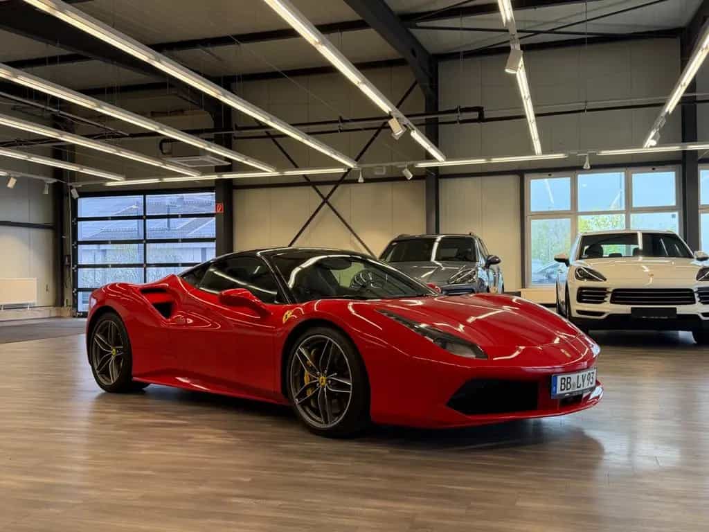 Ferrari 488 GTB Approv Warranty 03/2027 Germ. Lift JBL 02/2017-photo-2