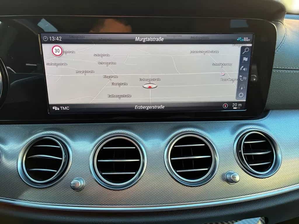 Mercedes-Benz E-Class 200 Limo Navi Mercedes Garantie Kamera SHZ 11/2019-photo-11