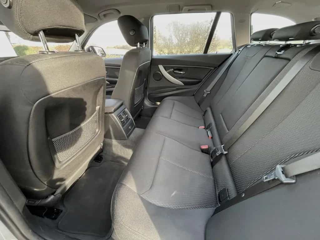 BMW 3 Series 320i Touring Autom. Advantage LED Navi 04/2019-photo-11