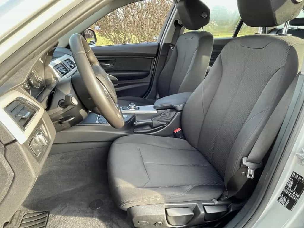 BMW 3 Series 320i Touring Autom. Advantage LED Navi 04/2019-photo-7