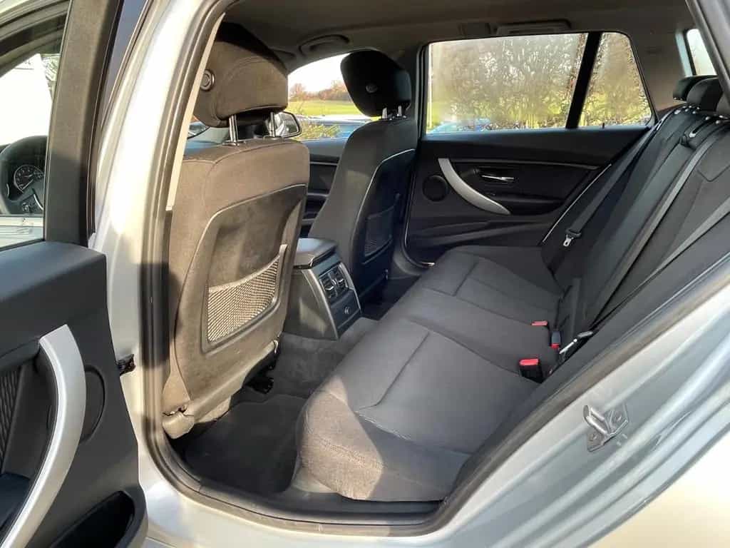 BMW 3 Series 320i Touring Autom. Advantage LED Navi 04/2019-photo-8