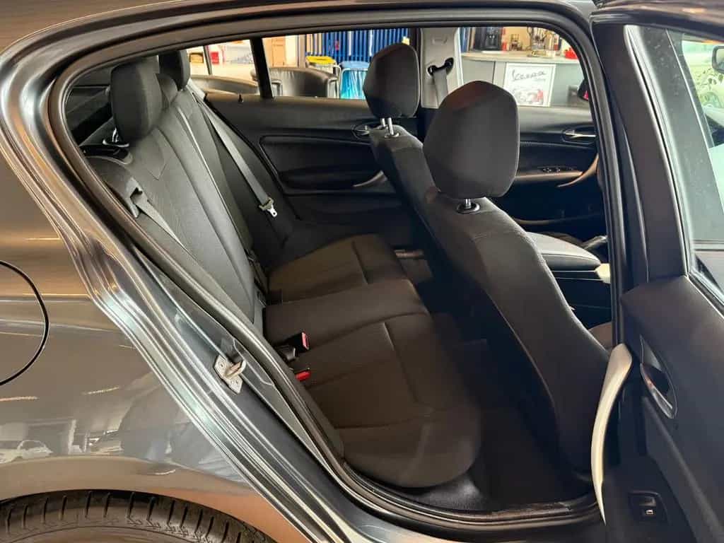 BMW 1 Series 118 1 Limousine 5-trg. 118 i /52TKM/SHZ/MFL/Klim 12/2017-photo-13