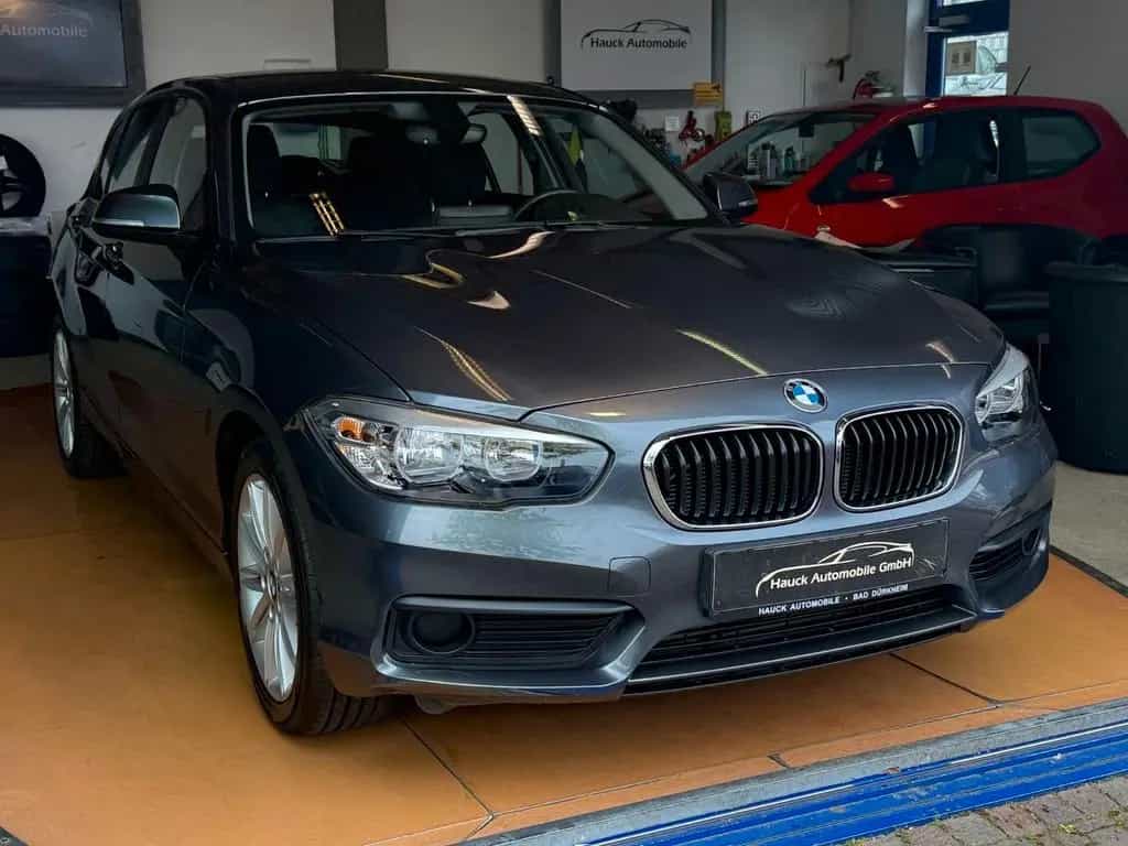 BMW 1 Series 118 1 Limousine 5-trg. 118 i /52TKM/SHZ/MFL/Klim 12/2017-photo-5