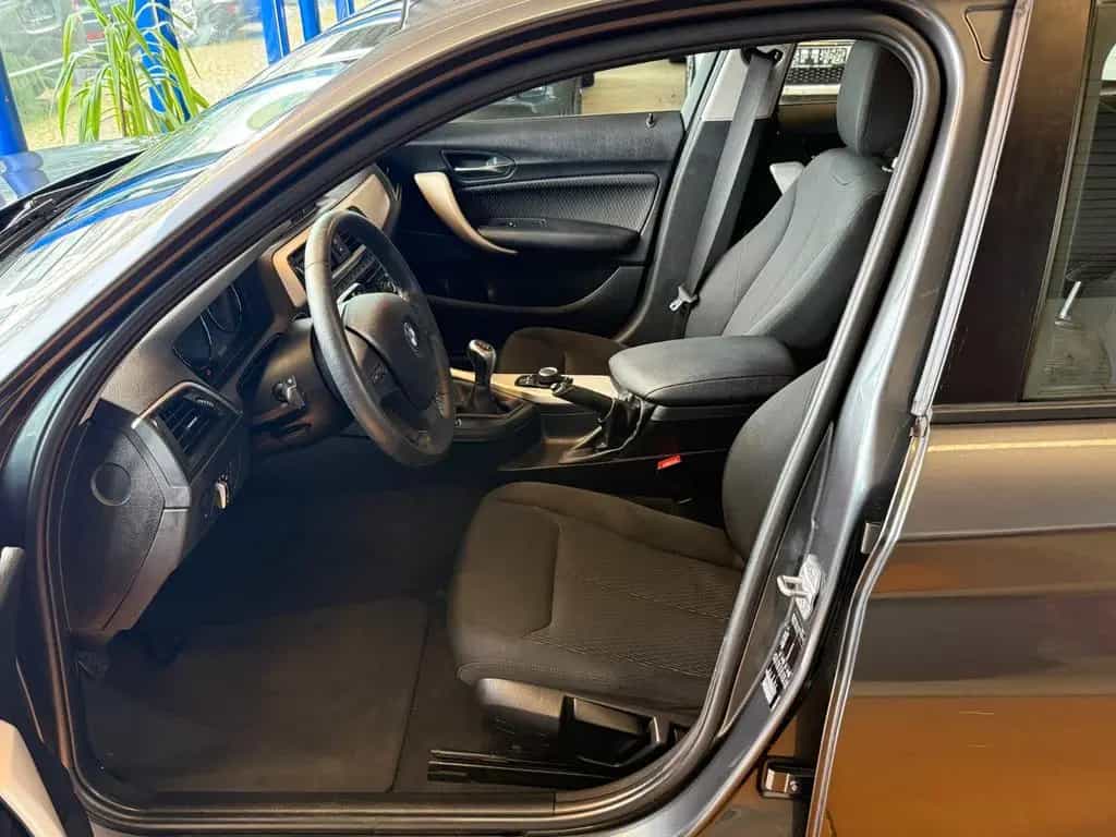 BMW 1 Series 118 1 Limousine 5-trg. 118 i /52TKM/SHZ/MFL/Klim 12/2017-photo-7