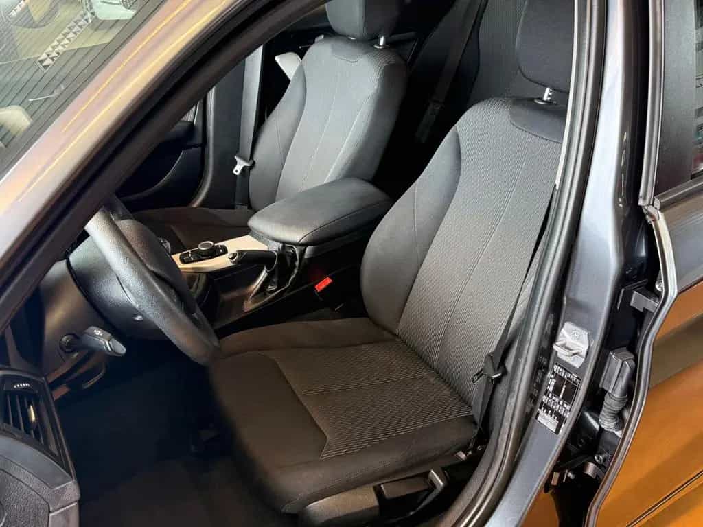 BMW 1 Series 118 1 Limousine 5-trg. 118 i /52TKM/SHZ/MFL/Klim 12/2017-photo-9