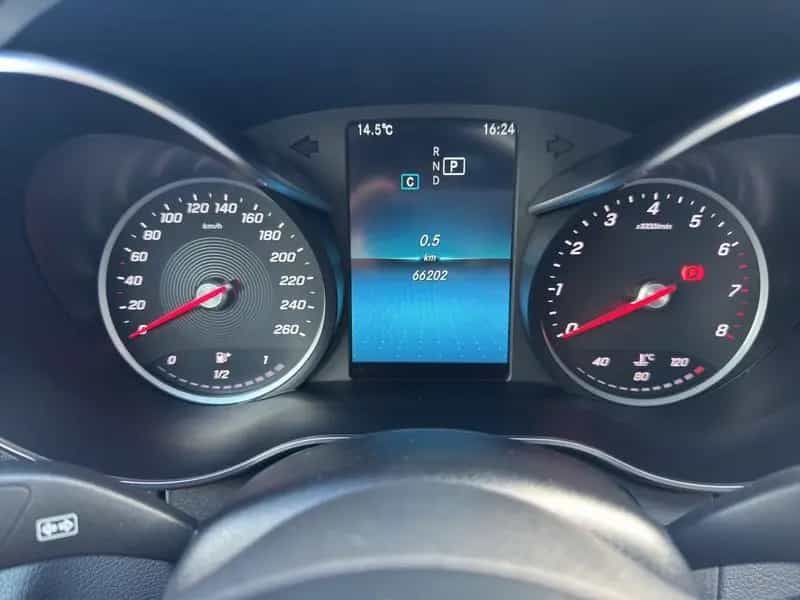 Mercedes-Benz C-Class 300 COUPÉ AMG MULTIBEAM 360° TOTWINKEL SHZ 08/2018-photo-14