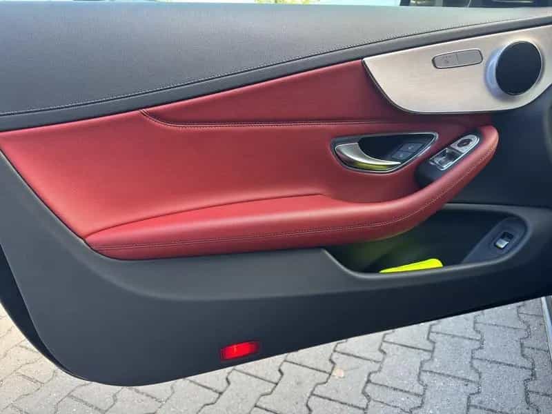 Mercedes-Benz C-Class 300 COUPÉ AMG MULTIBEAM 360° TOTWINKEL SHZ 08/2018-photo-19