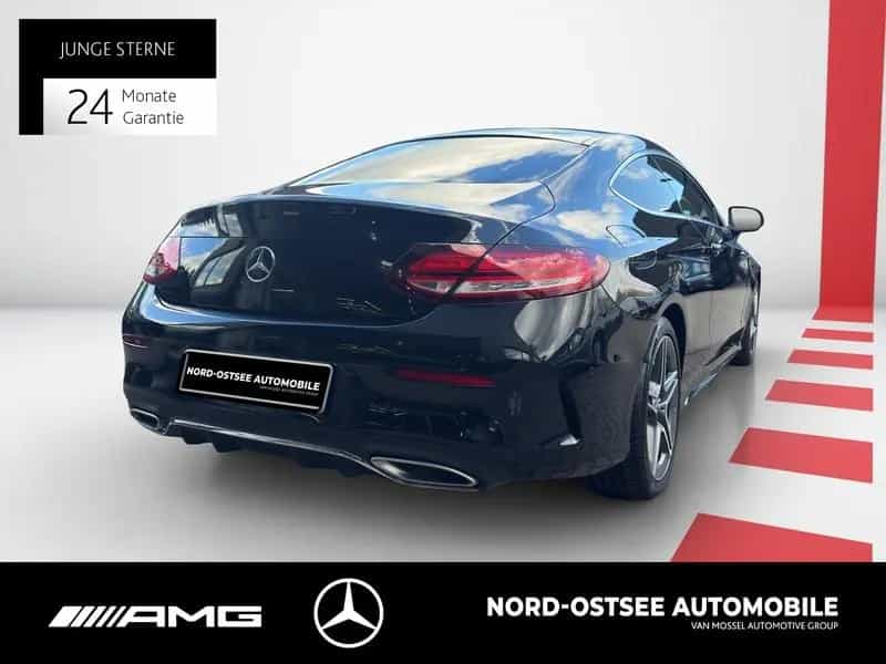 Mercedes-Benz C-Class 300 COUPÉ AMG MULTIBEAM 360° TOTWINKEL SHZ 08/2018-photo-3