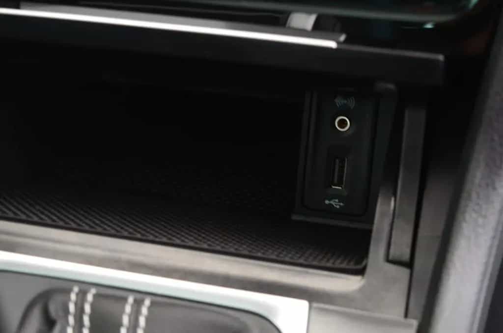 Volkswagen Golf VII Lim. R-Line Sport | LED | Navi | 19`Alu 01/2015-photo-21