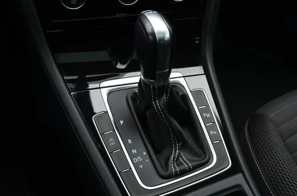 Volkswagen Golf VII Lim. R-Line Sport | LED | Navi | 19`Alu 01/2015-photo-22
