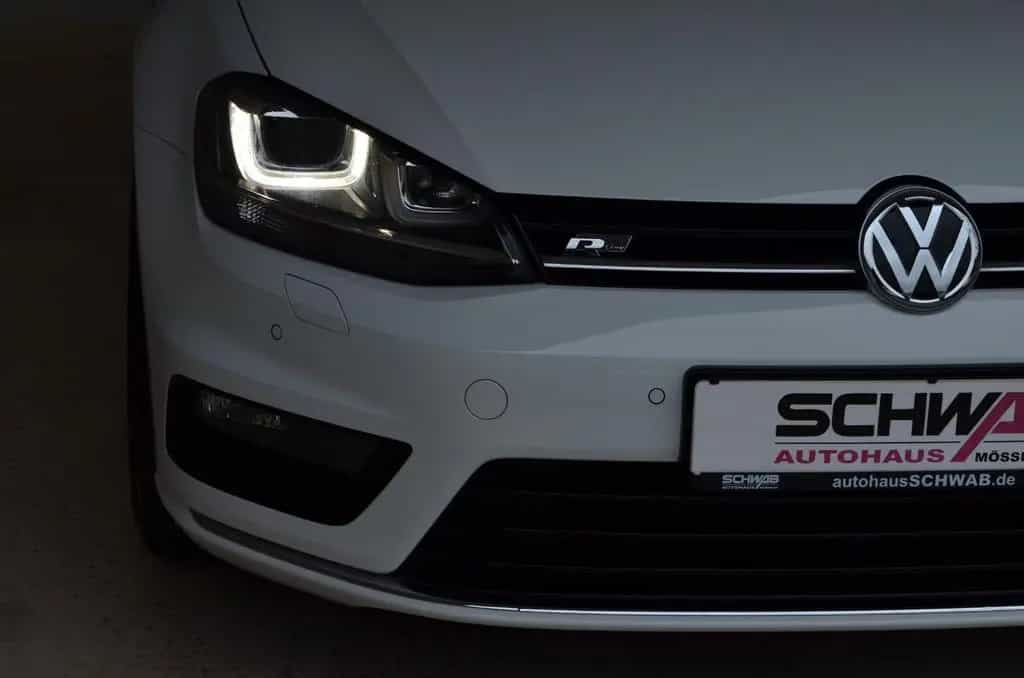 Volkswagen Golf VII Lim. R-Line Sport | LED | Navi | 19`Alu 01/2015-photo-29