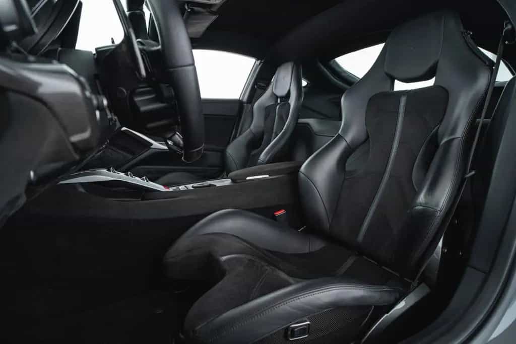 Ferrari F12 berlinetta 02/2013-photo-10