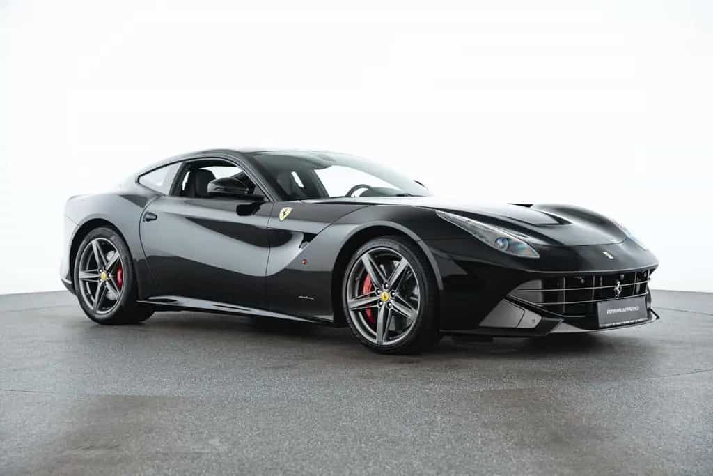 Ferrari F12 berlinetta 02/2013-photo-2