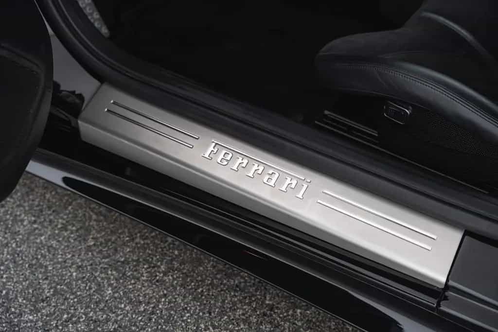 Ferrari F12 berlinetta 02/2013-photo-21