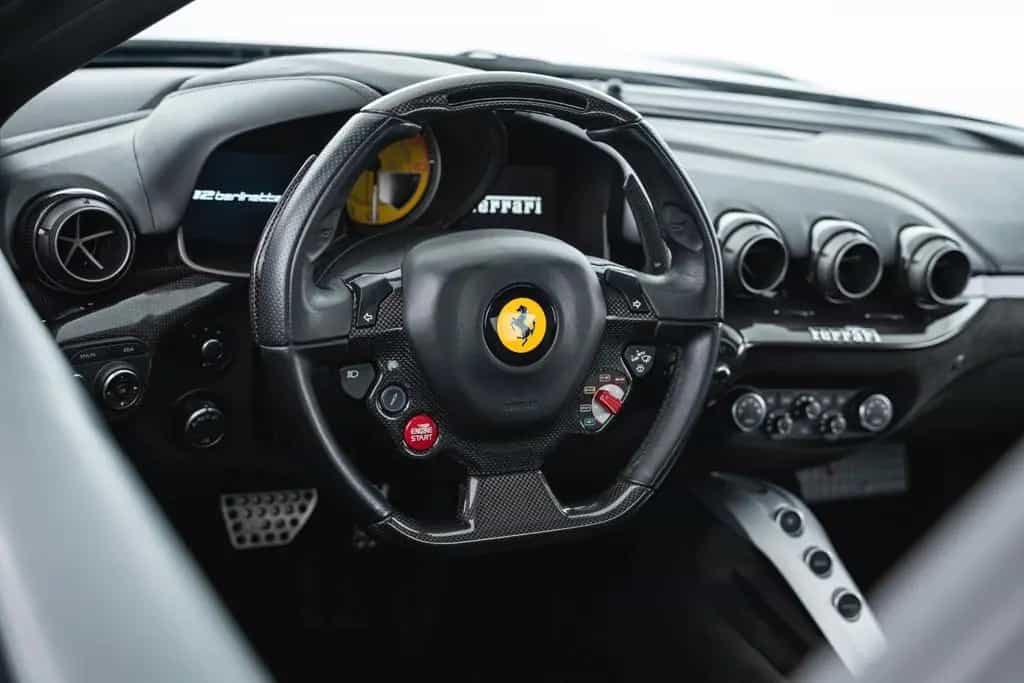 Ferrari F12 berlinetta 02/2013-photo-31