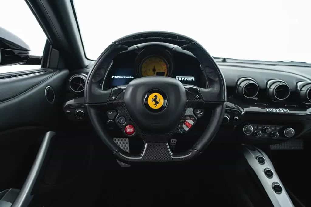 Ferrari F12 berlinetta 02/2013-photo-32