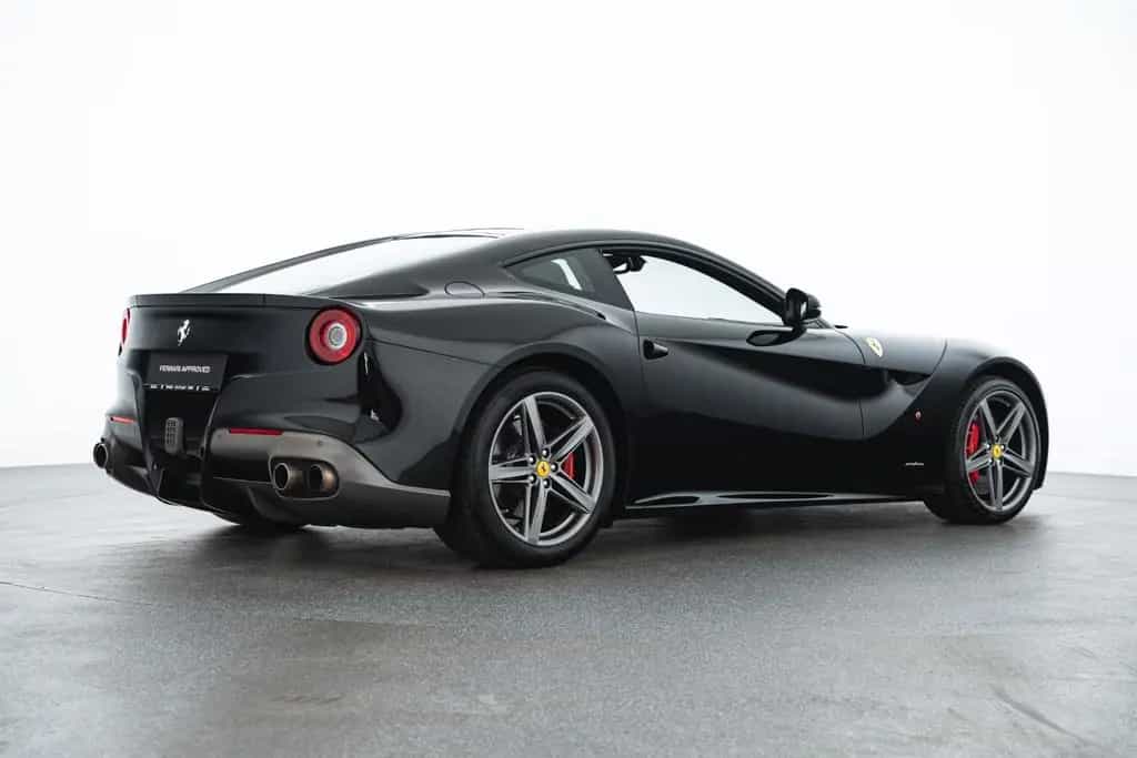 Ferrari F12 berlinetta 02/2013-photo-4