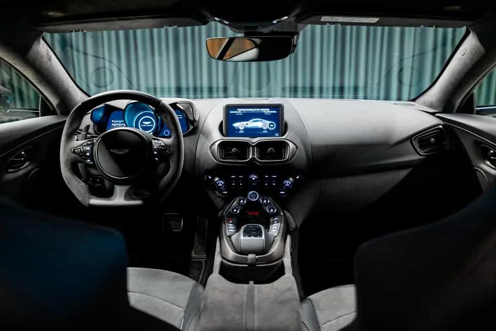 Aston Martin V8 Vantage 4.0 F1 Edition 04/2022-photo-15