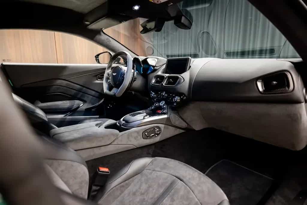 Aston Martin V8 Vantage 4.0 F1 Edition 04/2022-photo-16