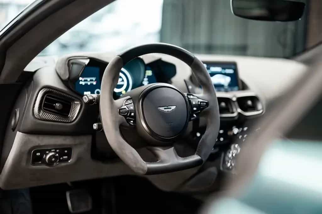 Aston Martin V8 Vantage 4.0 F1 Edition 04/2022-photo-21