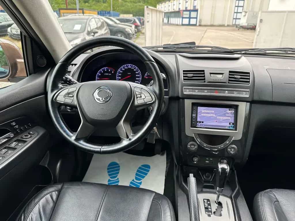 Ssangyong REXTON W Quartz 4WD/Automatik/AHK 3.5T/ 7 Sitzer 03/2017-photo-31