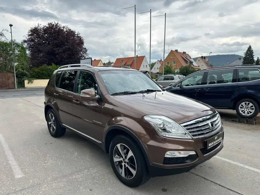 Ssangyong REXTON W Quartz 4WD/Automatik/AHK 3.5T/ 7 Sitzer 03/2017-photo-6