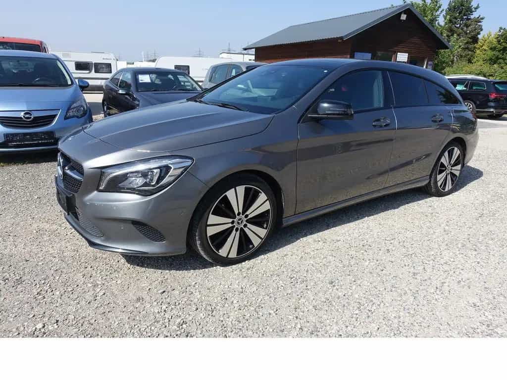 Mercedes-Benz CLA-Class 200 Shooting Brake Urban Style Edition LED P 11/2017-photo-2