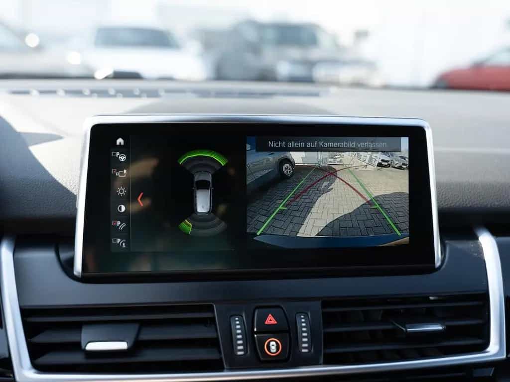 BMW 220 Active Tourer Sport Line FACEL. HUD LED NAVI 06/2021-photo-16