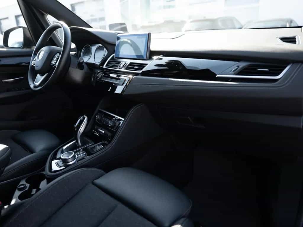 BMW 220 Active Tourer Sport Line FACEL. HUD LED NAVI 06/2021-photo-6