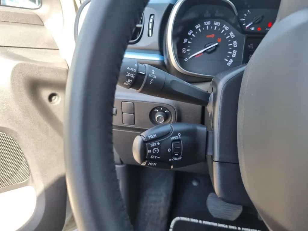 Citroën C3 Elle 1.2 LED/Navi/PDC/Kamera/Klimaautomatik 06/2023-photo-17