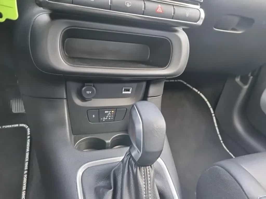 Citroën C3 Elle 1.2 LED/Navi/PDC/Kamera/Klimaautomatik 06/2023-photo-9