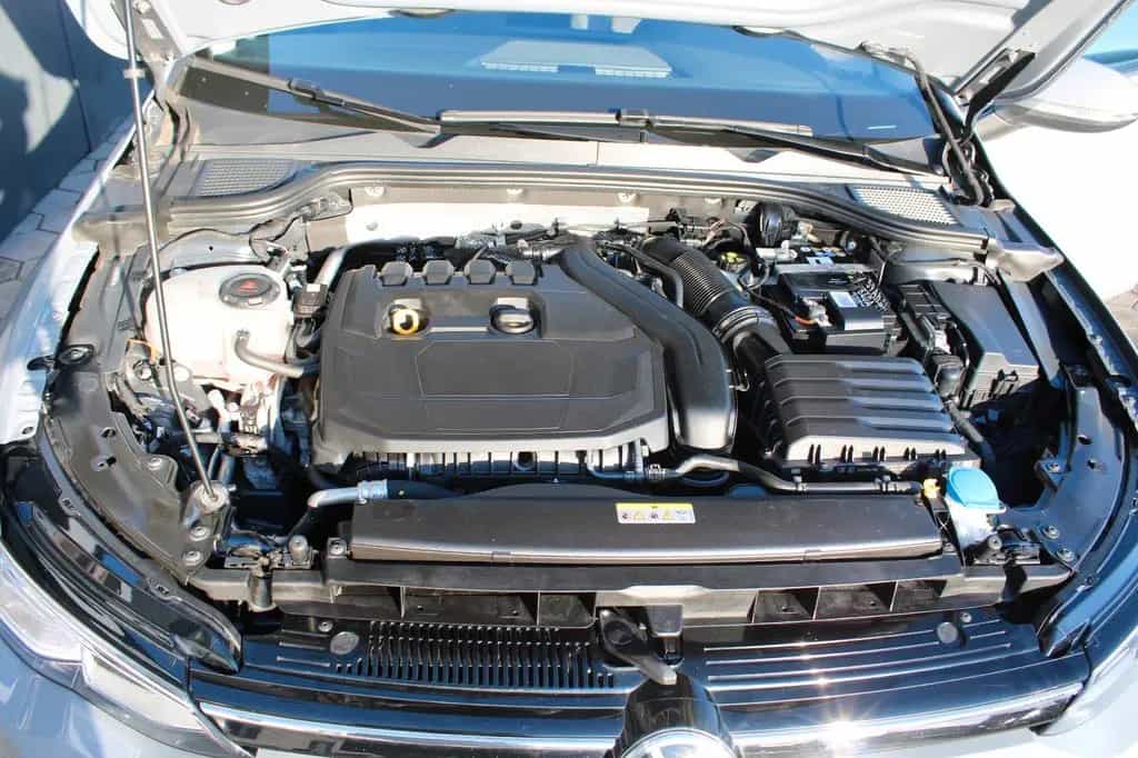 Volkswagen Golf VIII eTSI TOTWINKEL/PDC/IQ LED/HARMANKARDON 08/2020-photo-23