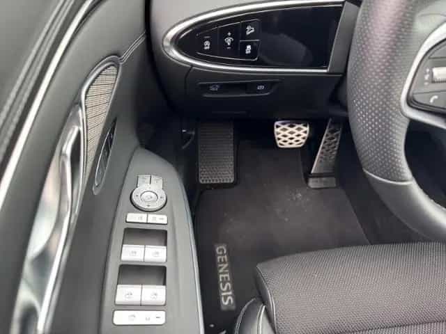 Genesis GV70 Sport 4WD Memory Sitze LED ACC El. Heckklap 11/2024-photo-15